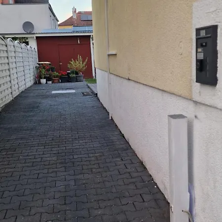 Mit Wintergarten * Ruesselsheim